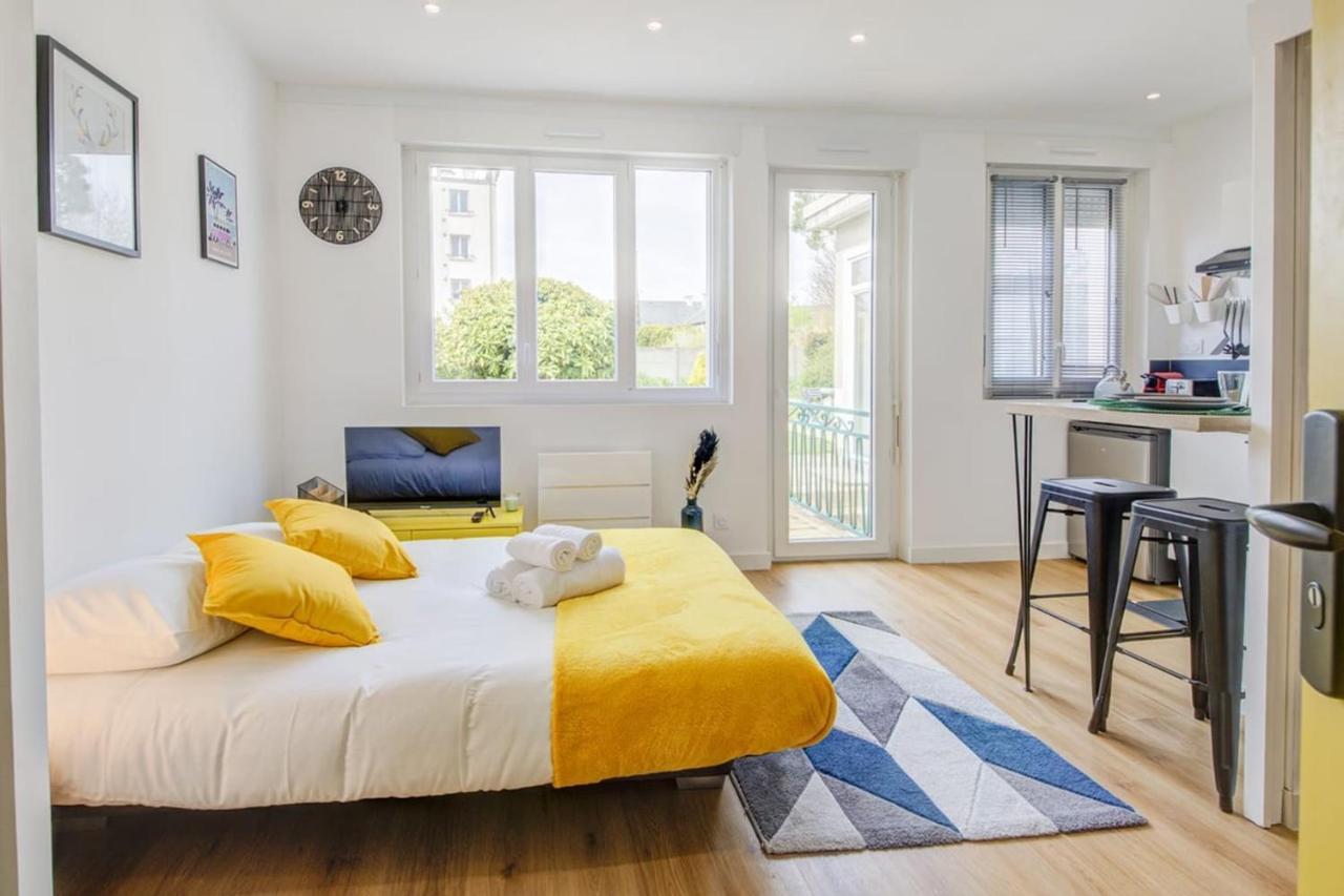 Апартаменти Le Yellow, Studio Renove, Tout Confort, Jardin Сен-Жак-де-ла-Ланд Екстер'єр фото